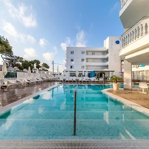 Hotel Triton
